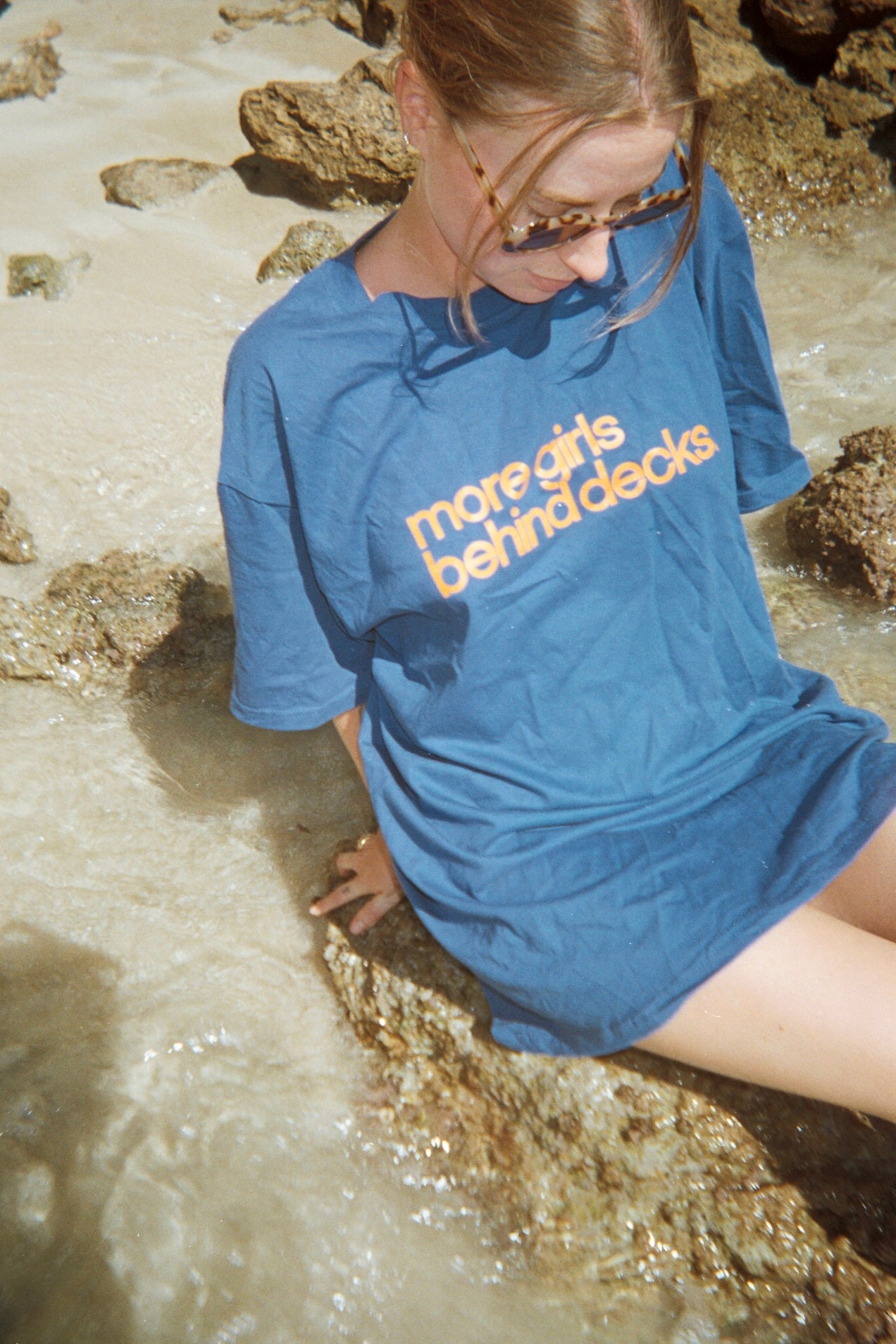 LE "MORE GIRLS BEHIND DECKS" TEE - AHANGAMA