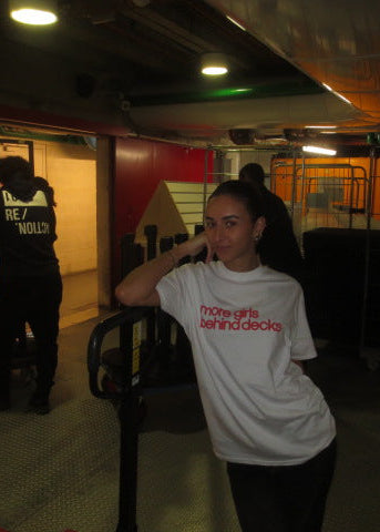 "MORE GIRLS BEHIND DECKS" TEE - BECAUSE BEAUBOURG
