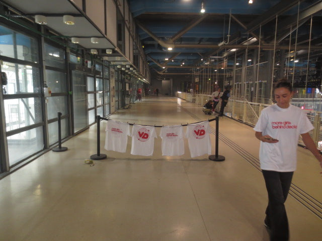 "MORE GIRLS BEHIND DECKS" TEE - BECAUSE BEAUBOURG