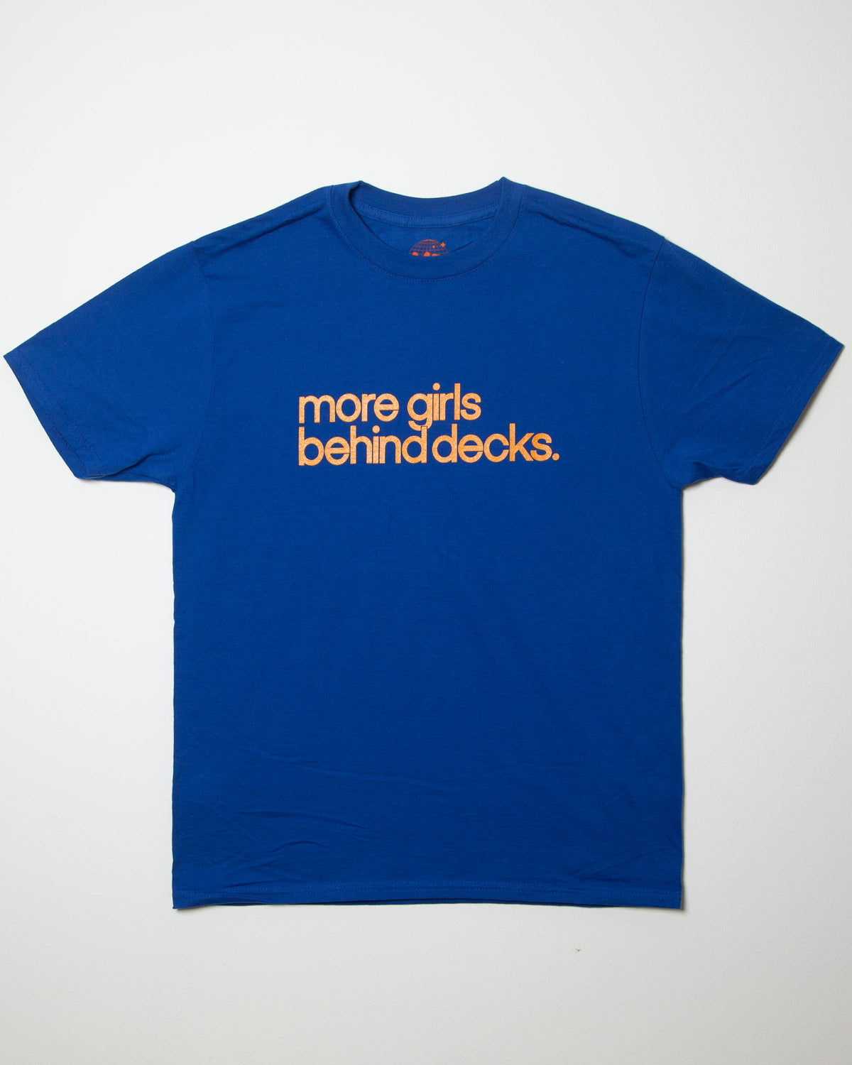 LE "MORE GIRLS BEHIND DECKS" TEE - AHANGAMA